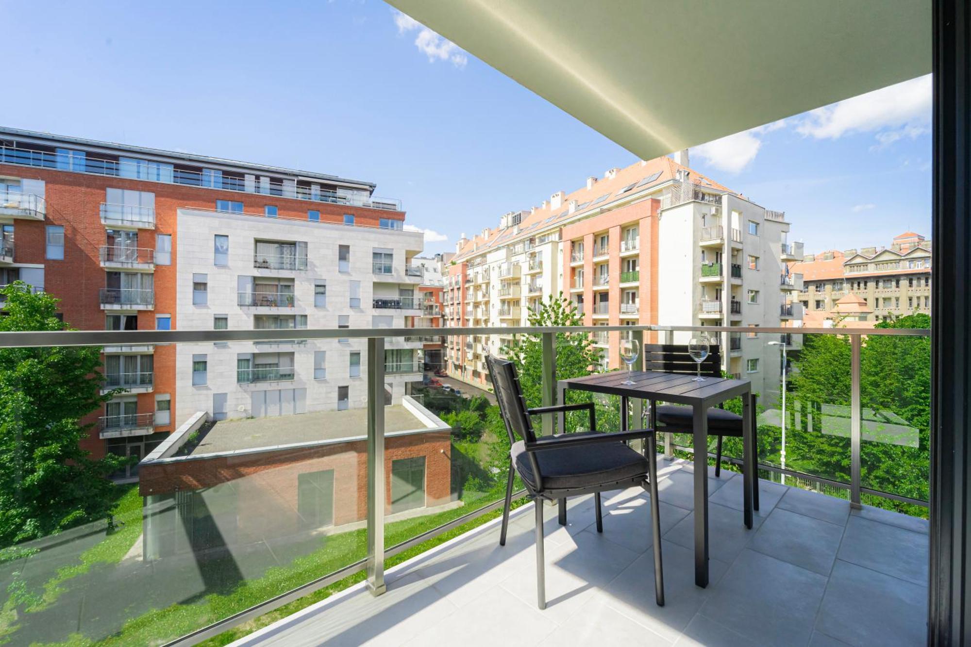 Spirit Apartments By Urbanrent Budapest Exterior foto